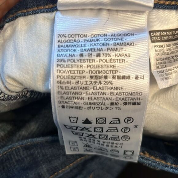 Levi’s 712 Slim Fit Jean - Picture 6 of 8